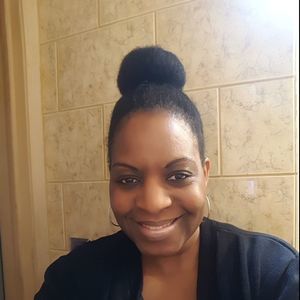 Meet your Posher, Sharon